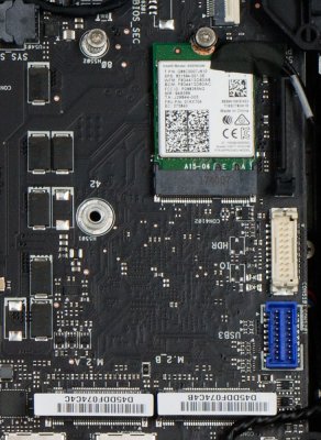 Игровой ПК в рюкзаке: обзор Intel NUC Hades Canyon