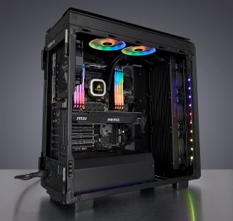 Corsair показала новые корпуса и ОЗУ с RGB на Computex 2018