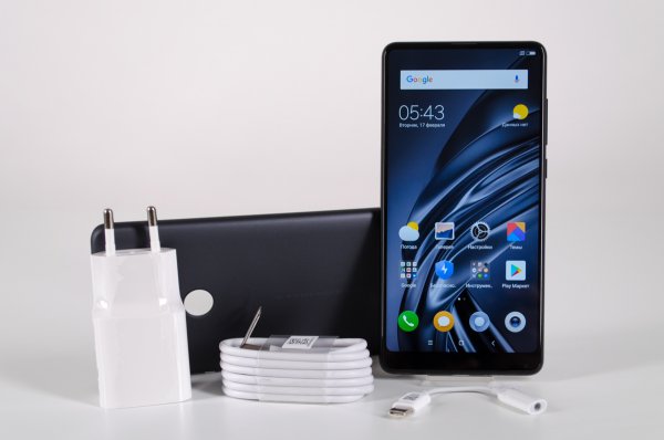 Обзор Xiaomi Mi MIX 2s: плановое обновление — Дисплей. 2
