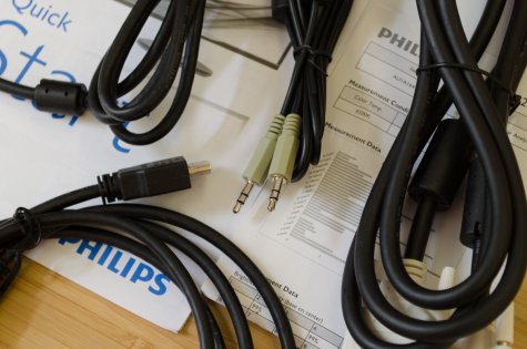 Обзор монитора Philips BDM3270 – нестареющая классика — Комплектация и монтаж. 7