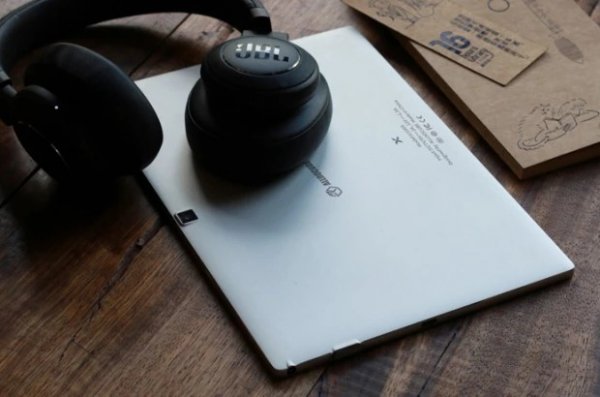 Планшет Alldocube X с 2K-экраном Super AMOLED уже доступен на Indiegogo