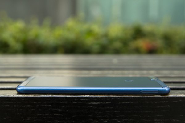 Обзор Honor 7C Pro — достойный фаблет за разумные деньги — Внешний вид. 12