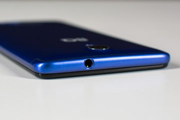 Обзор BQ Contact — NFC любой ценой — Внешний вид. 11