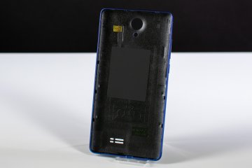 Обзор BQ Contact — NFC любой ценой — Внешний вид. 6