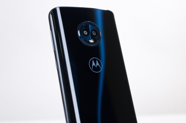 Обзор Motorola Moto G6 — хороший знакомый