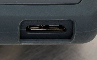 Обзор Transcend StoreJet 25H3 и 25C3N — для офисных работников и экстремалов — Особенности конструкции. 1