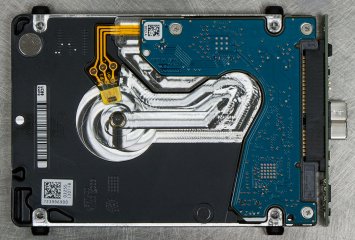 Обзор Transcend StoreJet 25H3 и 25C3N — для офисных работников и экстремалов — Особенности конструкции. 3