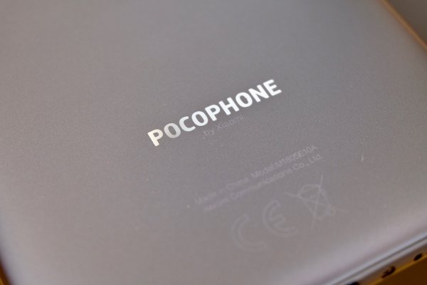 Xiaomi объявила российские цены на новый дешевый флагман