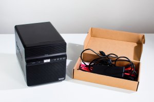 Обзор Synology DiskStation DS418j — Ваш личный — Комплектация. 5