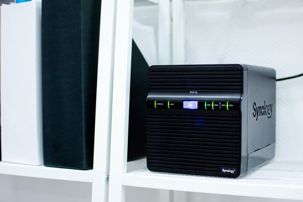 Обзор Synology DiskStation DS418j — Ваш личный — Внешний вид. 1