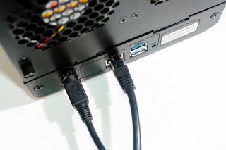 Обзор Synology DiskStation DS418j — Ваш личный — Внешний вид. 12