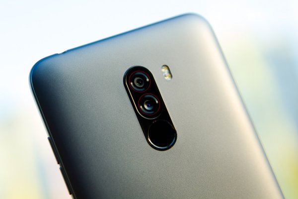 Обзор Pocophone F1: лучший за свою цену — Камеры. 2