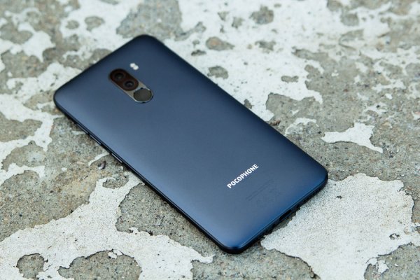 Обзор Pocophone F1: лучший за свою цену