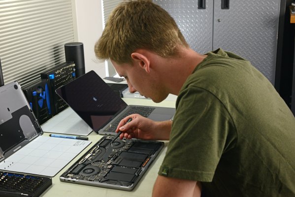 MacBook теперь нельзя ремонтировать в сторонних мастерских