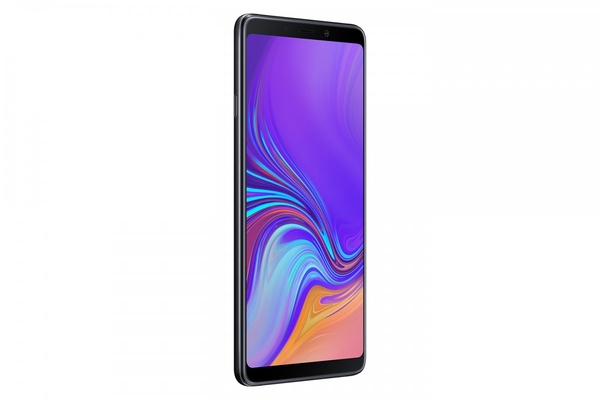 Представлен Samsung Galaxy A9: первый в мире смартфон с 4 основными камерами