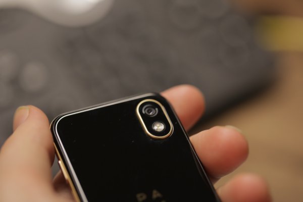 Palm вернулся с крошечным смартфоном на полноценном Android